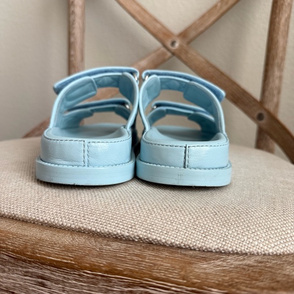 Chanel quilted Velcro dad chain CC slide sandals - Picture 12 of 13